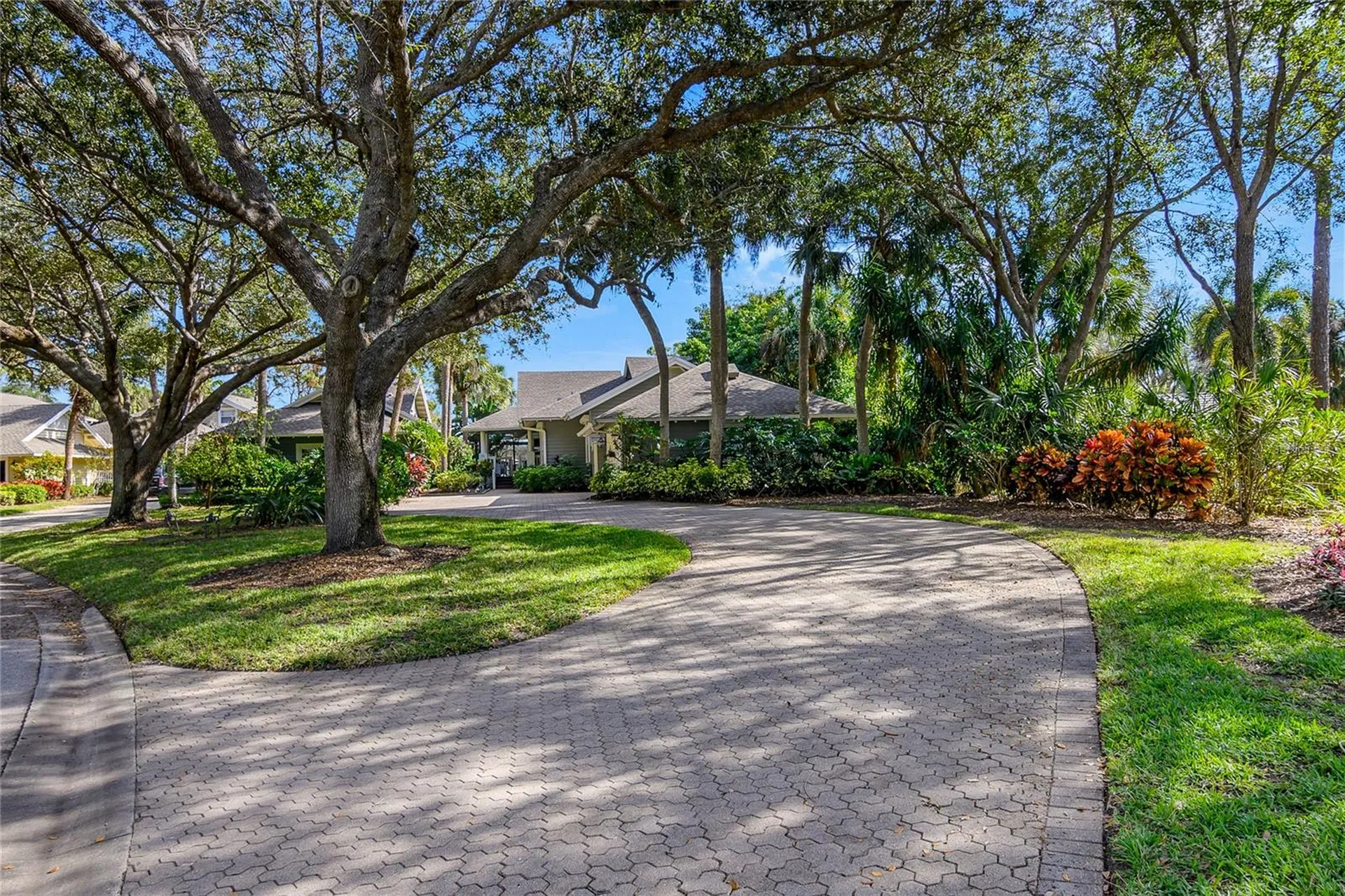 52 Golf Cottage Drive Naples FL 34105