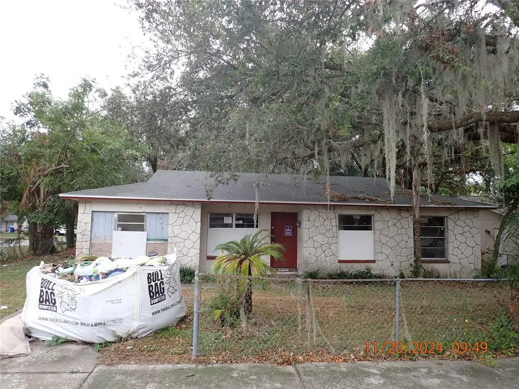 733 Holly Terrace Brandon FL 33511