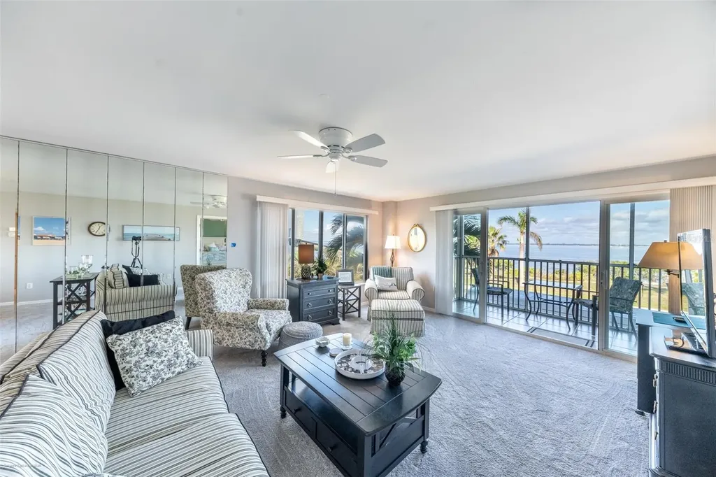 1477 Park Beach Circle Punta Gorda FL 33950