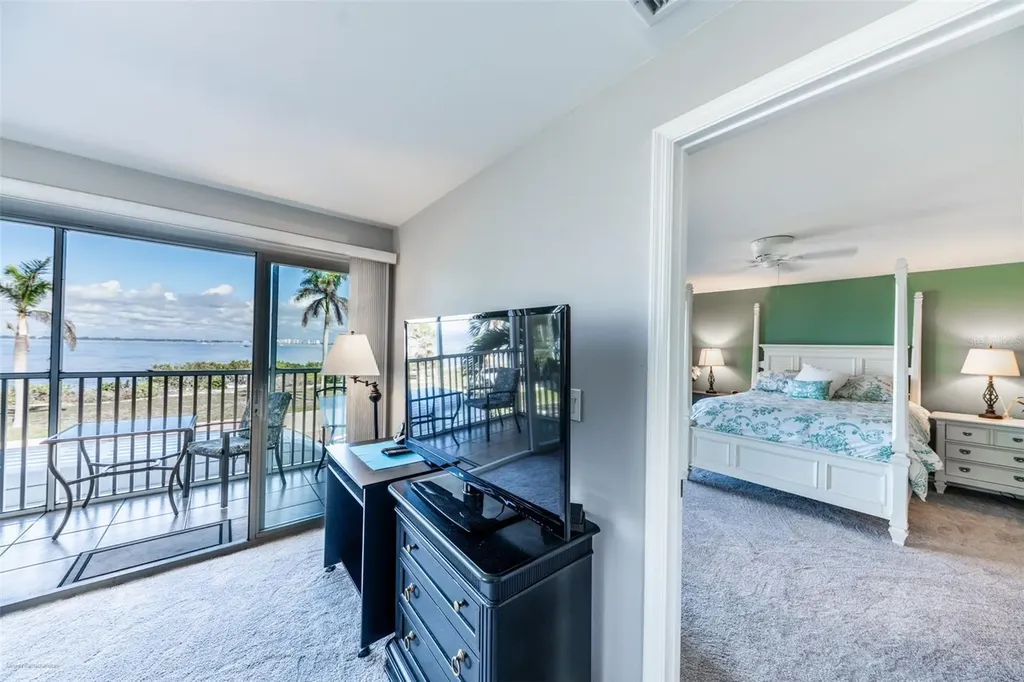 1477 Park Beach Circle Punta Gorda FL 33950