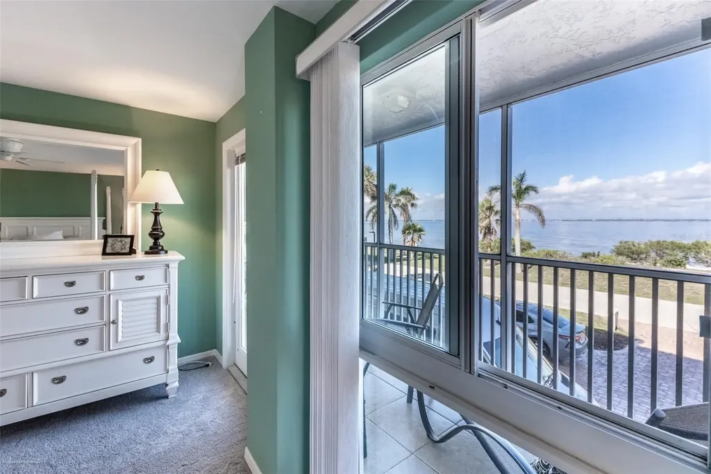 1477 Park Beach Circle Punta Gorda FL 33950
