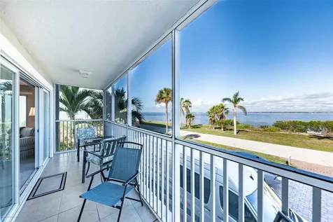 1477 Park Beach Circle Punta Gorda FL 33950