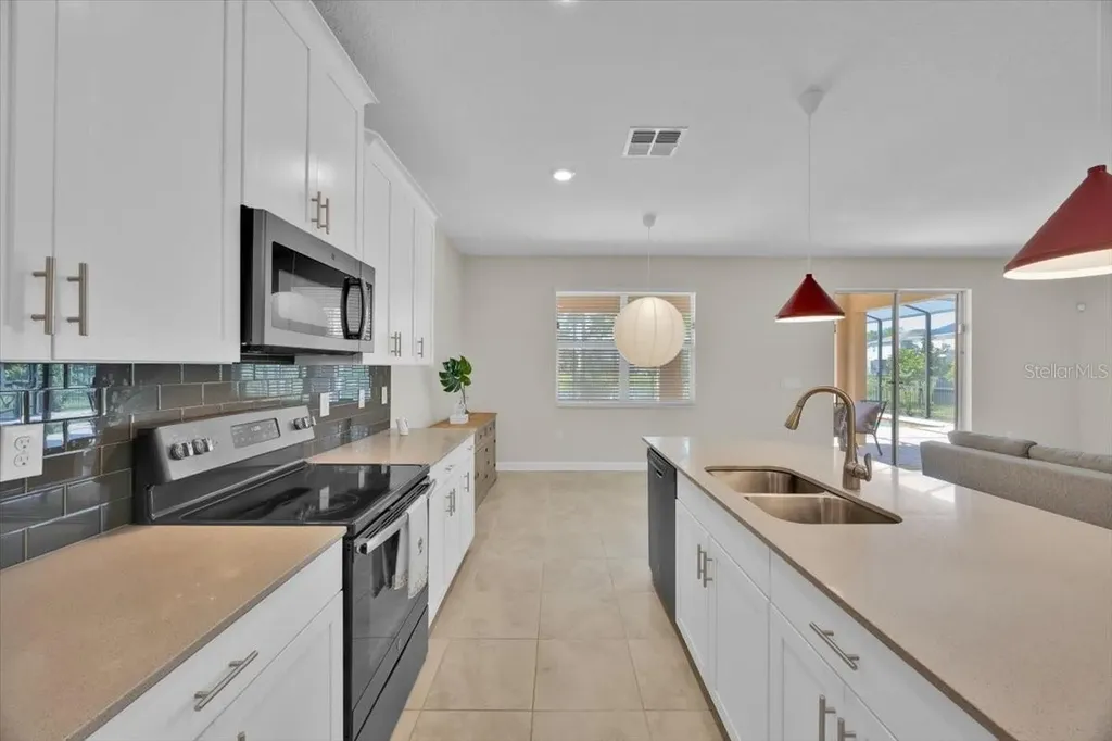 424 Brunswick Drive Davenport FL 33837
