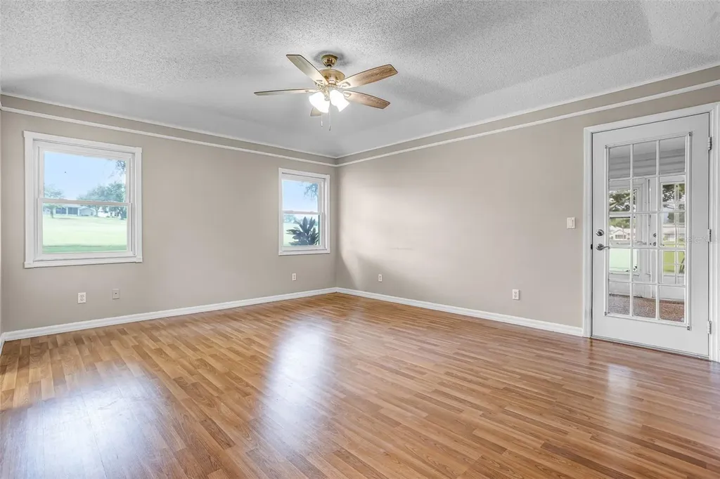5004 Saint Andrews Arcade Leesburg FL 34748