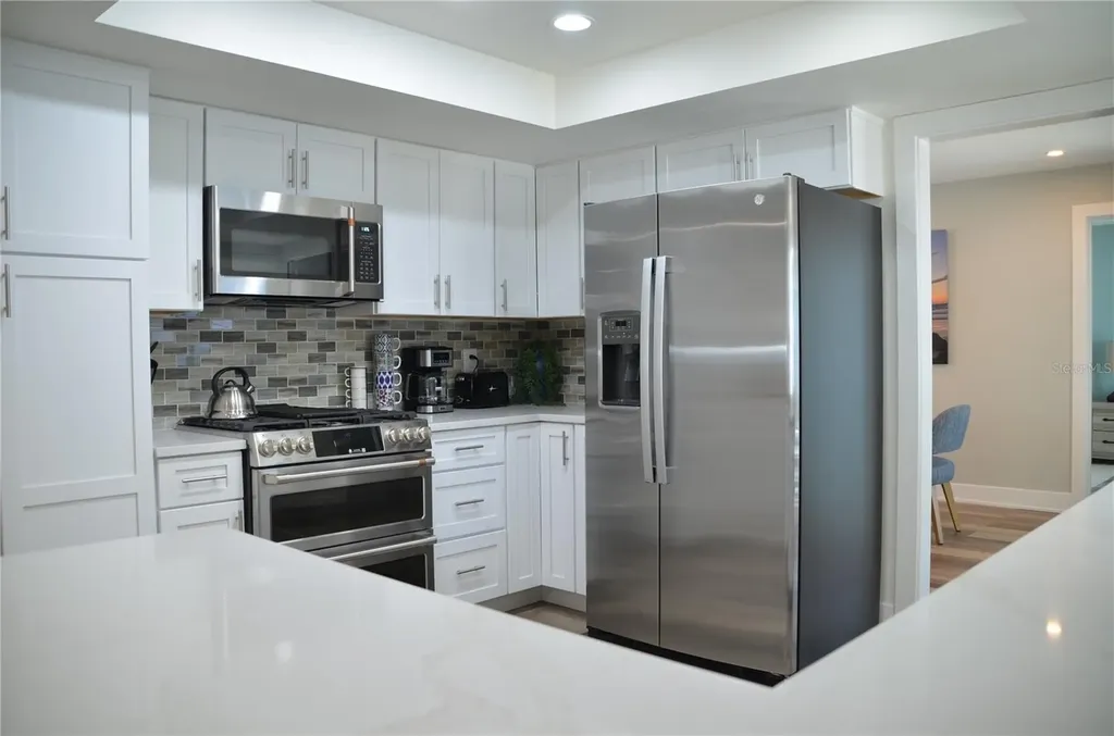 726 Birdsong Lane Sarasota FL 34242