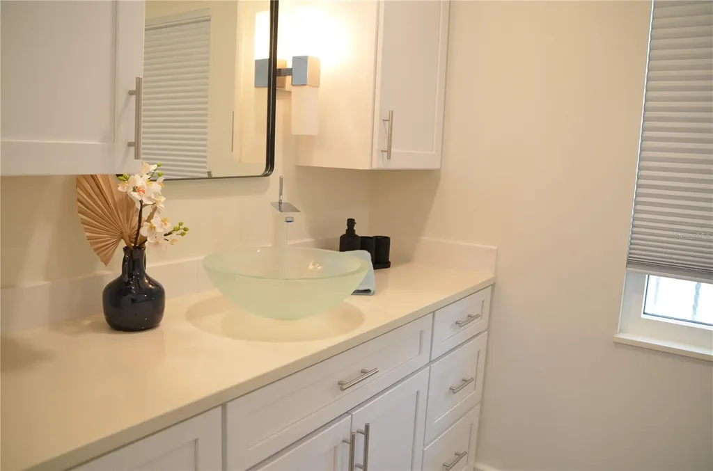 726 Birdsong Lane Sarasota FL 34242