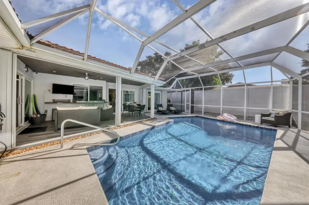 726 Birdsong Lane Sarasota FL 34242