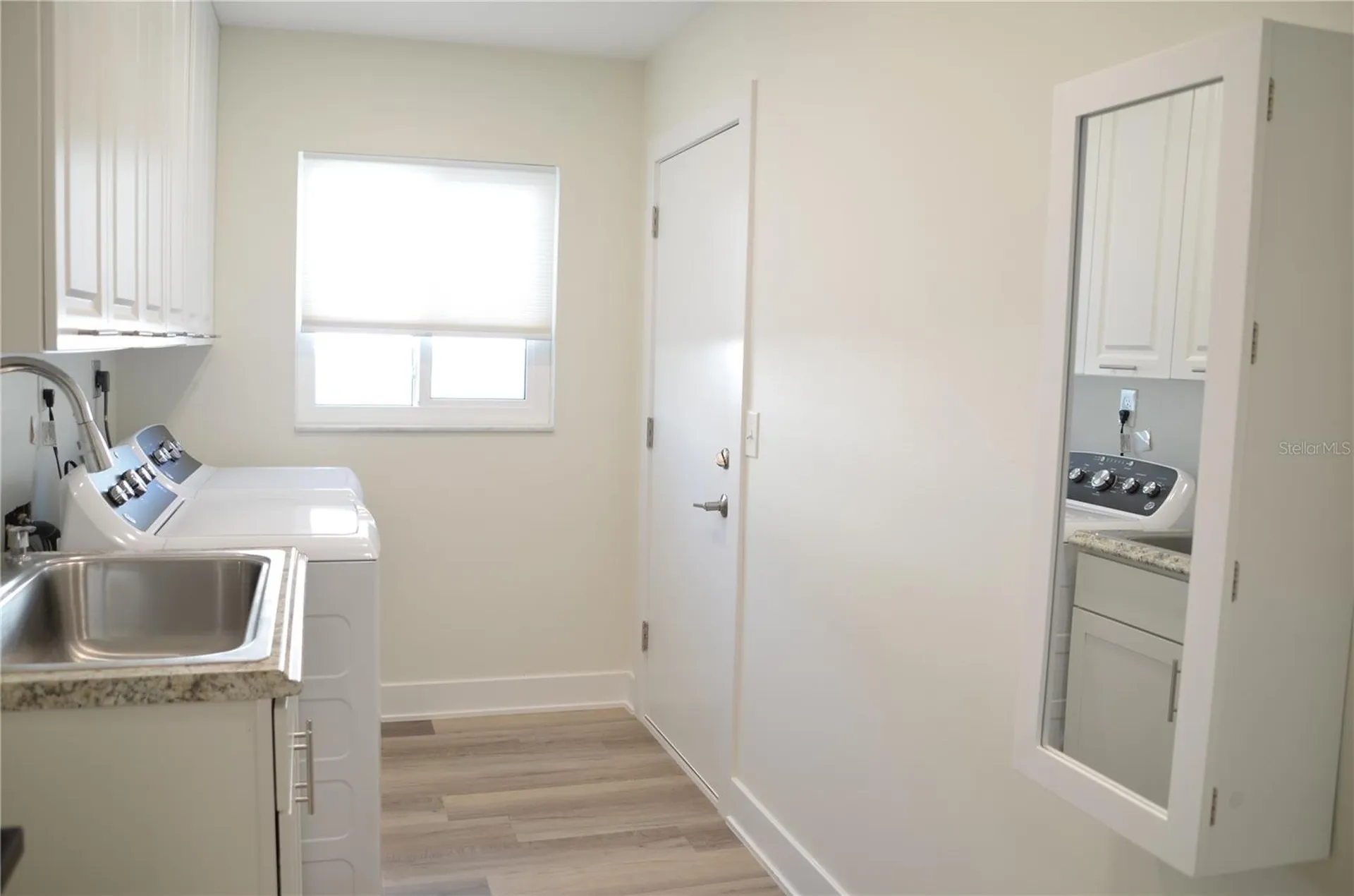 726 Birdsong Lane Sarasota FL 34242