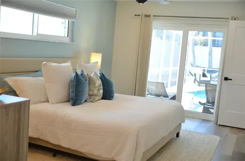 726 Birdsong Lane Sarasota FL 34242