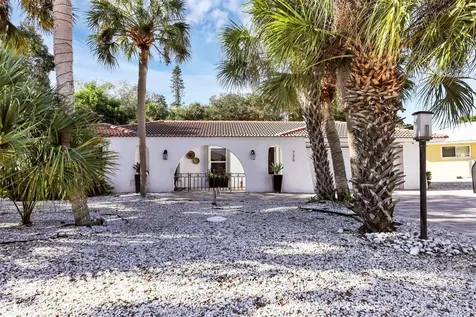 726 Birdsong Lane Sarasota FL 34242
