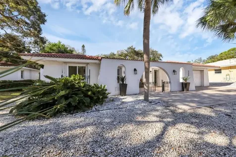 726 Birdsong Lane Sarasota FL 34242