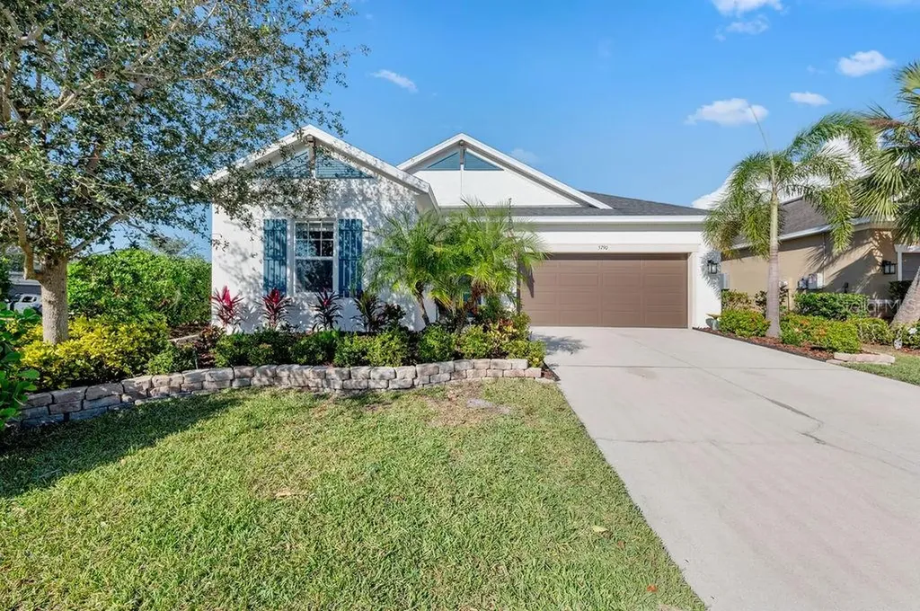 5790 Spider Lily Circle Sarasota FL 34238