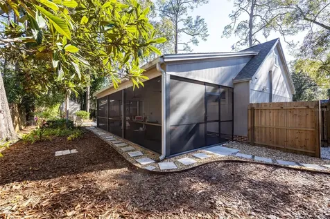 630 NE 10th Avenue Gainesville FL 32601