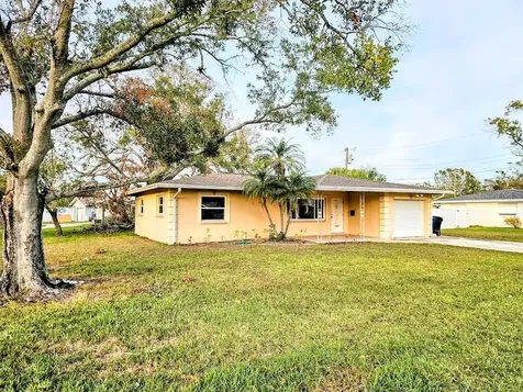 901 44th Avenue NE St Petersburg FL 33703