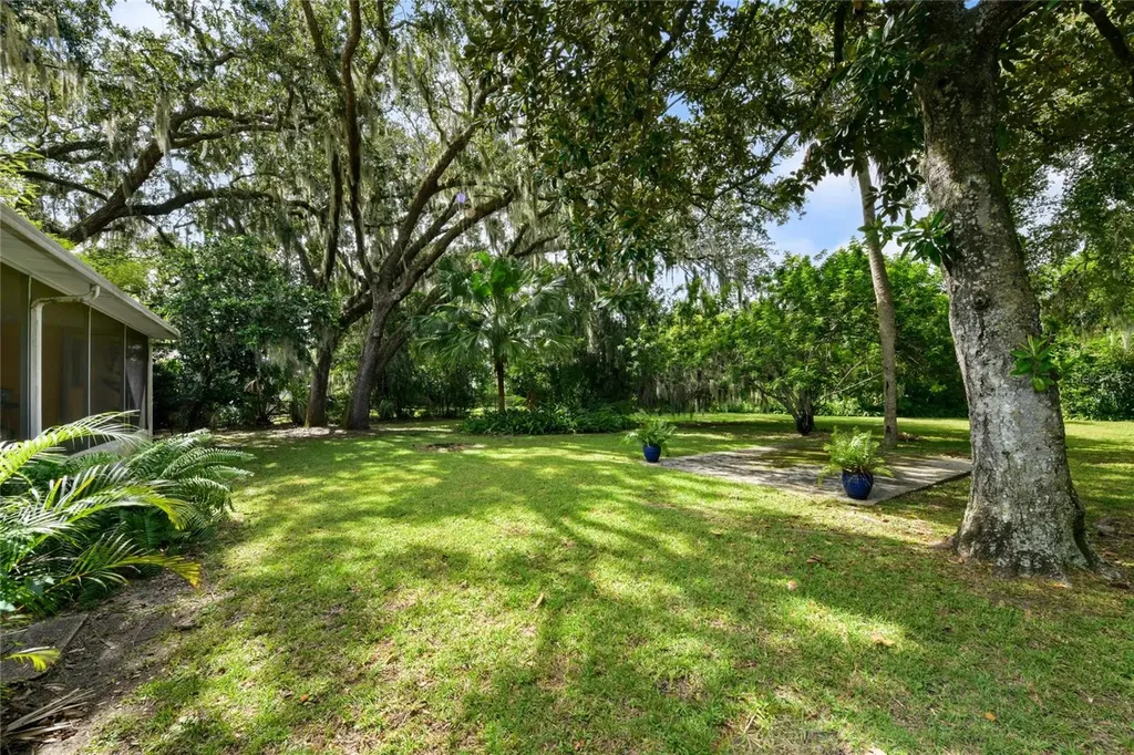 1520 Moravia Avenue Holly Hill FL 32117