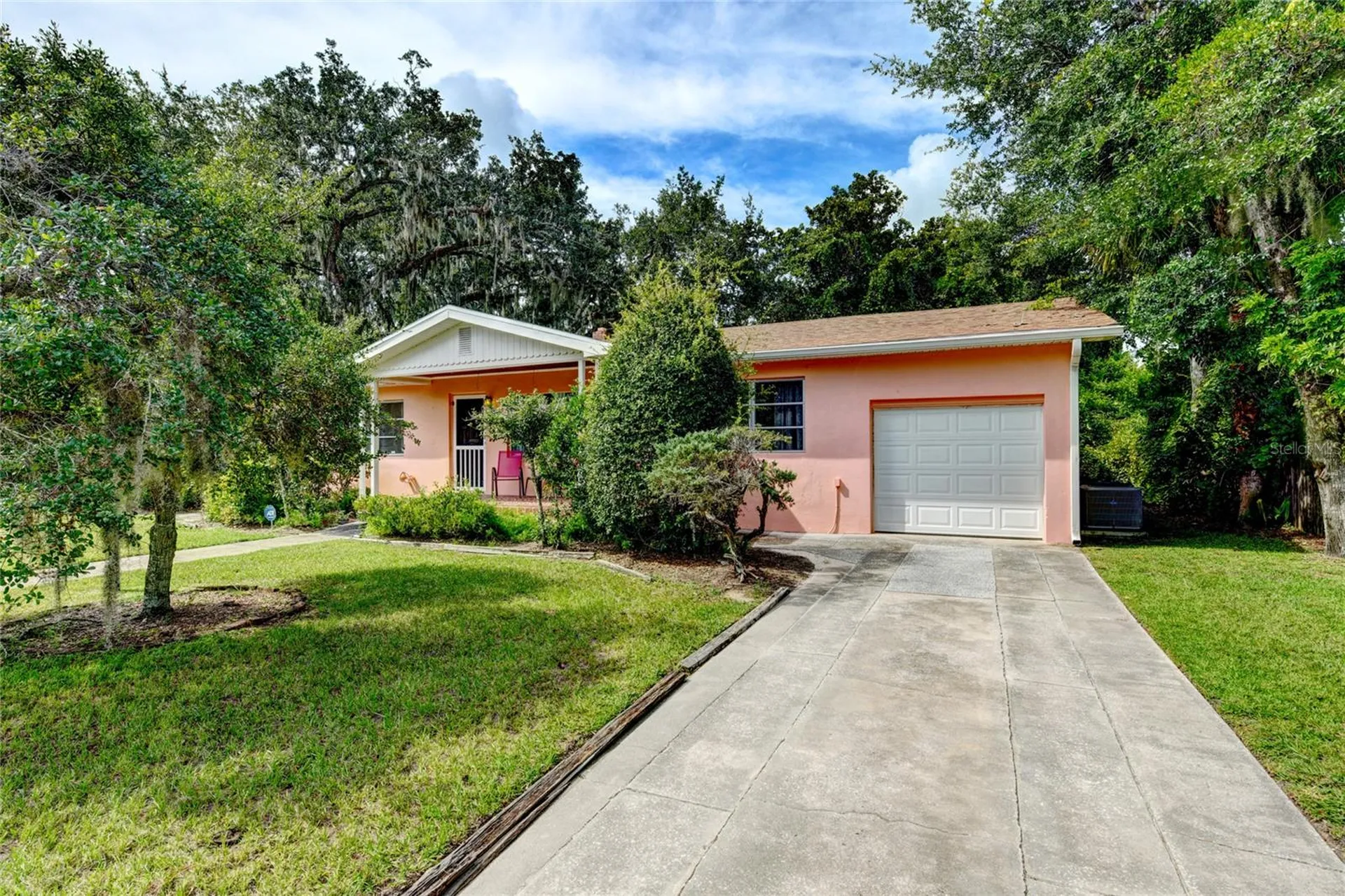 1520 Moravia Avenue Holly Hill FL 32117