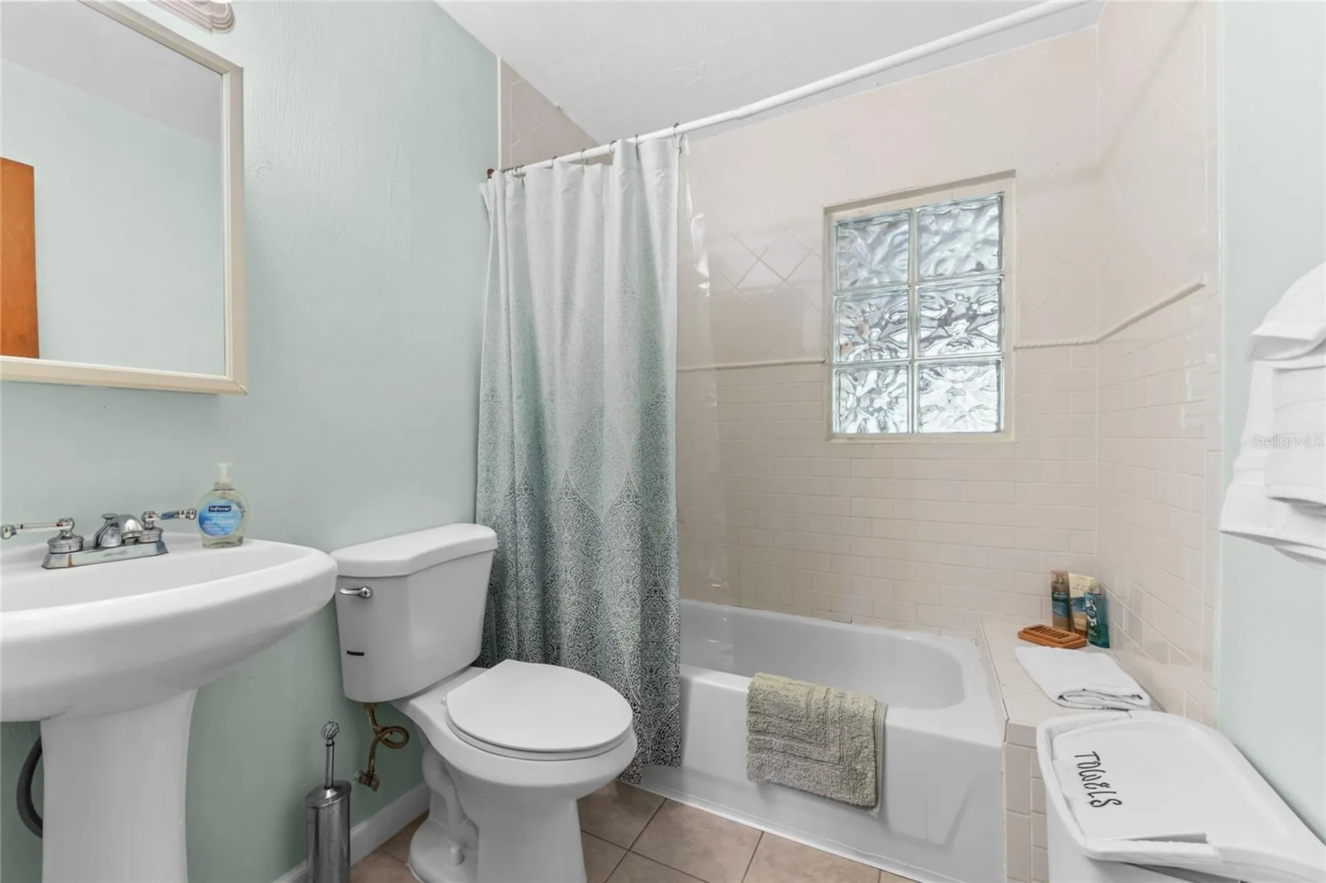1520 Moravia Avenue Holly Hill FL 32117