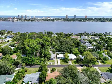 1520 Moravia Avenue Holly Hill FL 32117