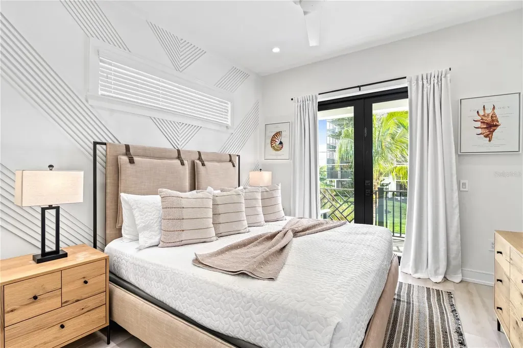 129 Mckinley Drive Sarasota FL 34236