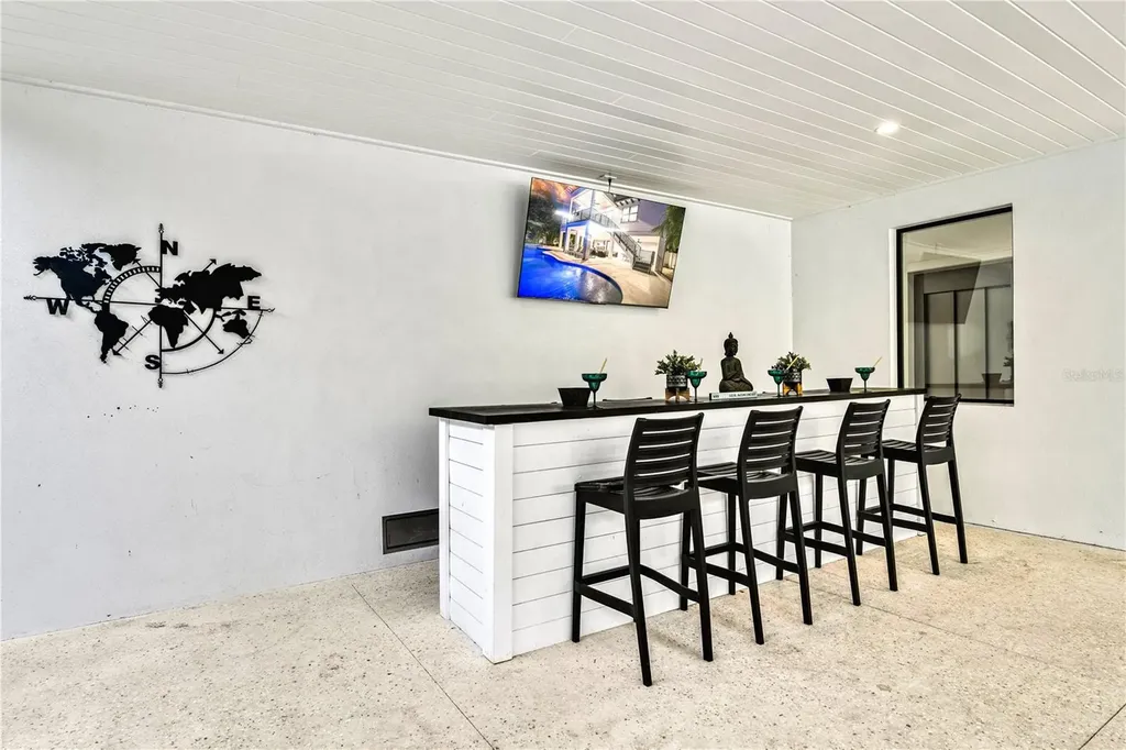 129 Mckinley Drive Sarasota FL 34236