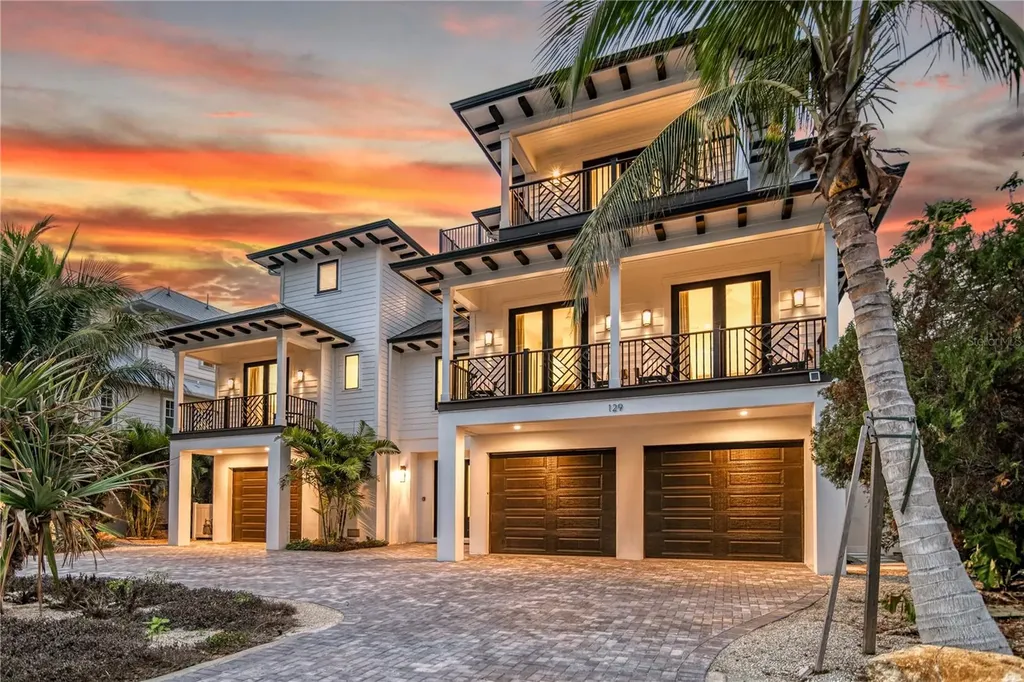129 Mckinley Drive Sarasota FL 34236