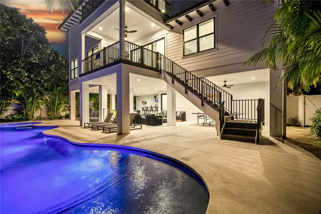 129 Mckinley Drive Sarasota FL 34236