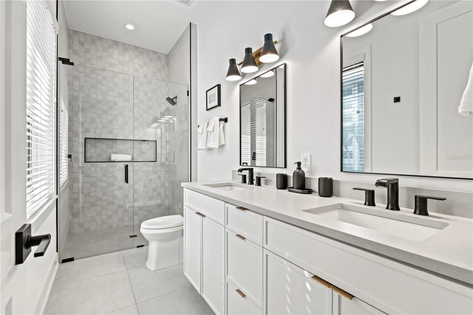 129 Mckinley Drive Sarasota FL 34236