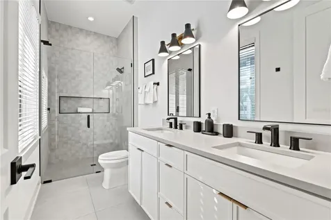 129 Mckinley Drive Sarasota FL 34236