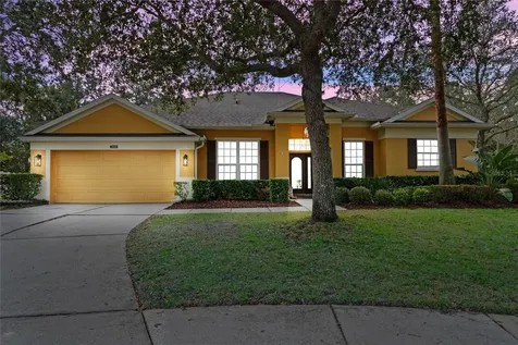 2038 Winding Oaks Drive Orlando FL 32825
