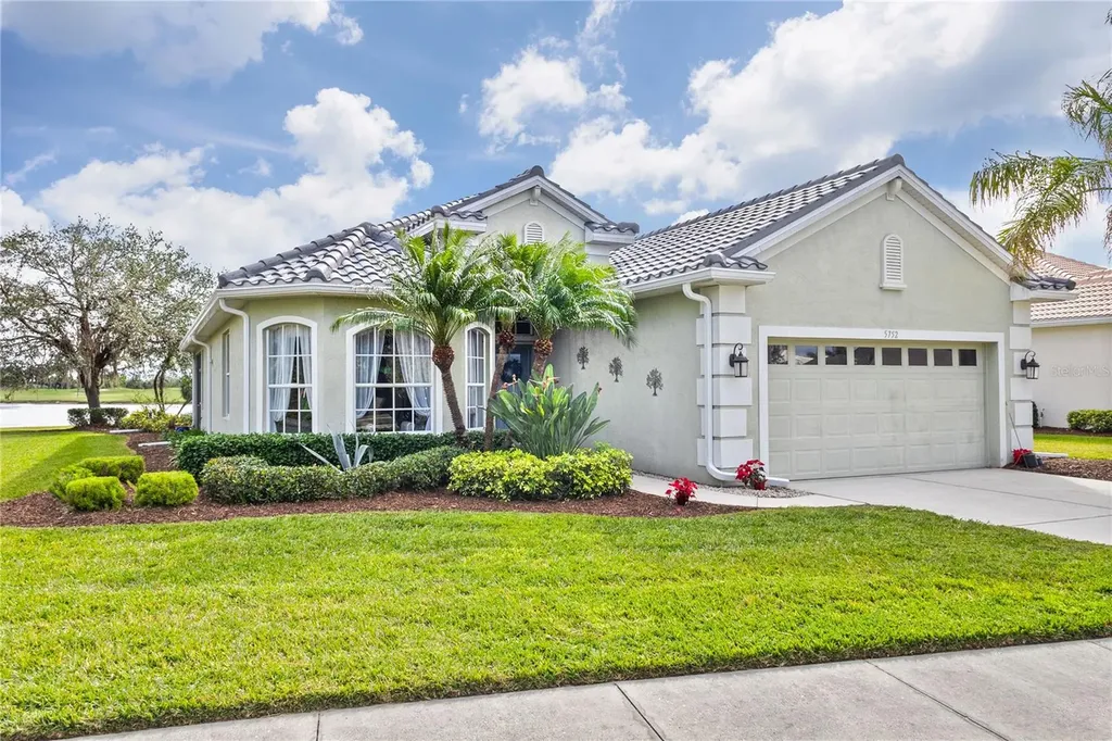 5752 Whispering Oaks Drive North Port FL 34287