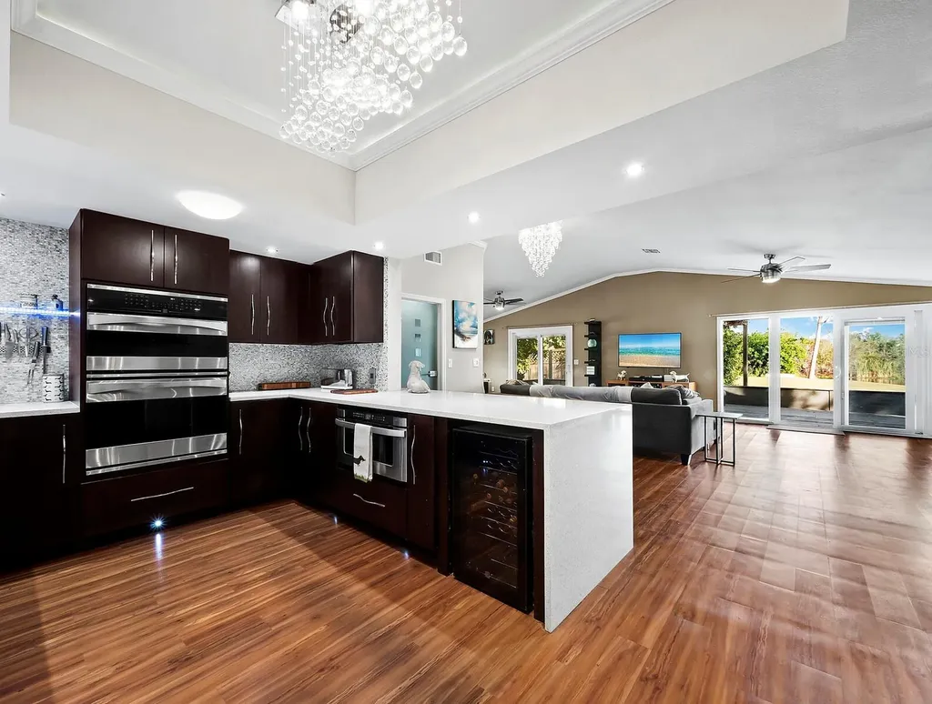 5645 Churchill Downs Road Sarasota FL 34241