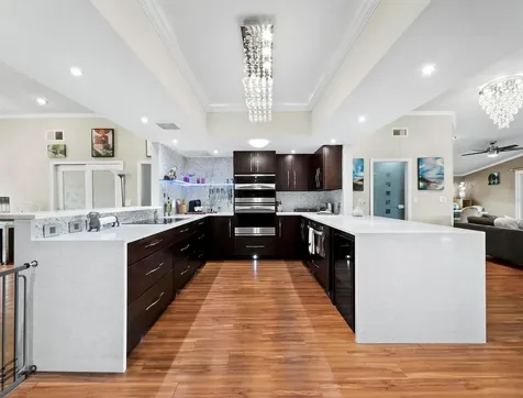 5645 Churchill Downs Road Sarasota FL 34241
