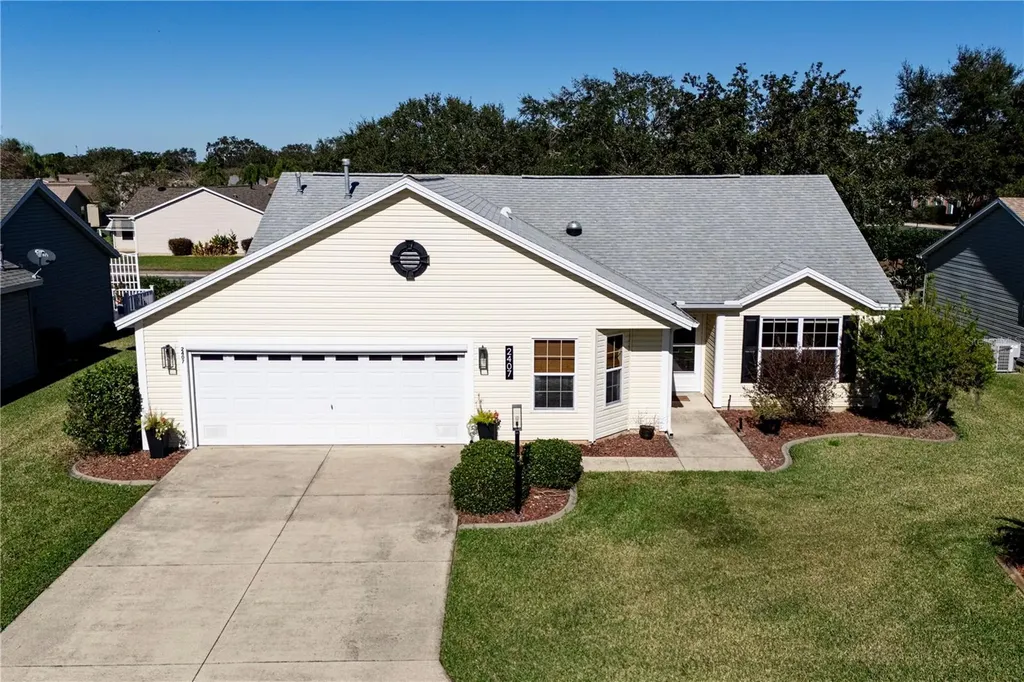 2407 Saluda Street The Villages FL 32162