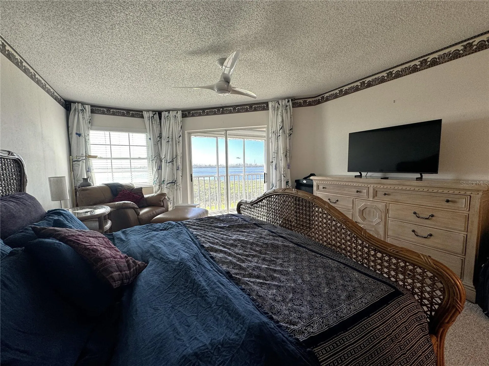 1155 Edgewater Circle Bradenton FL 34209