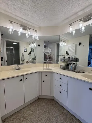 1155 Edgewater Circle Bradenton FL 34209