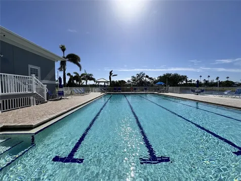 1155 Edgewater Circle Bradenton FL 34209