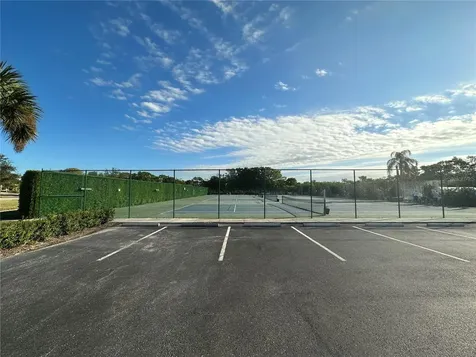 1155 Edgewater Circle Bradenton FL 34209