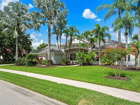 9052 Misty Creek Drive Sarasota FL 34241