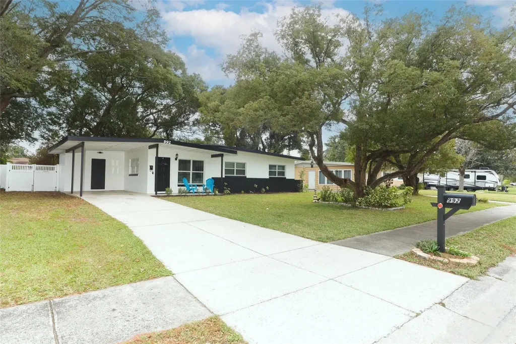 992 Carnation Drive Winter Park FL 32792