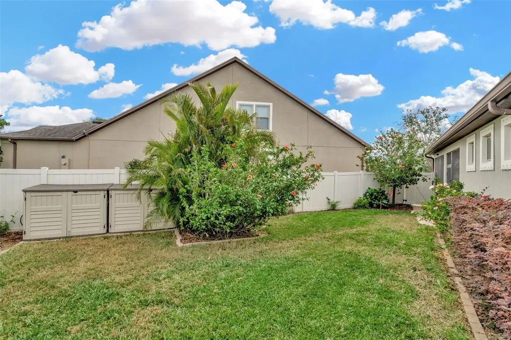 16340 Treasure Point Drive Wimauma FL 33598