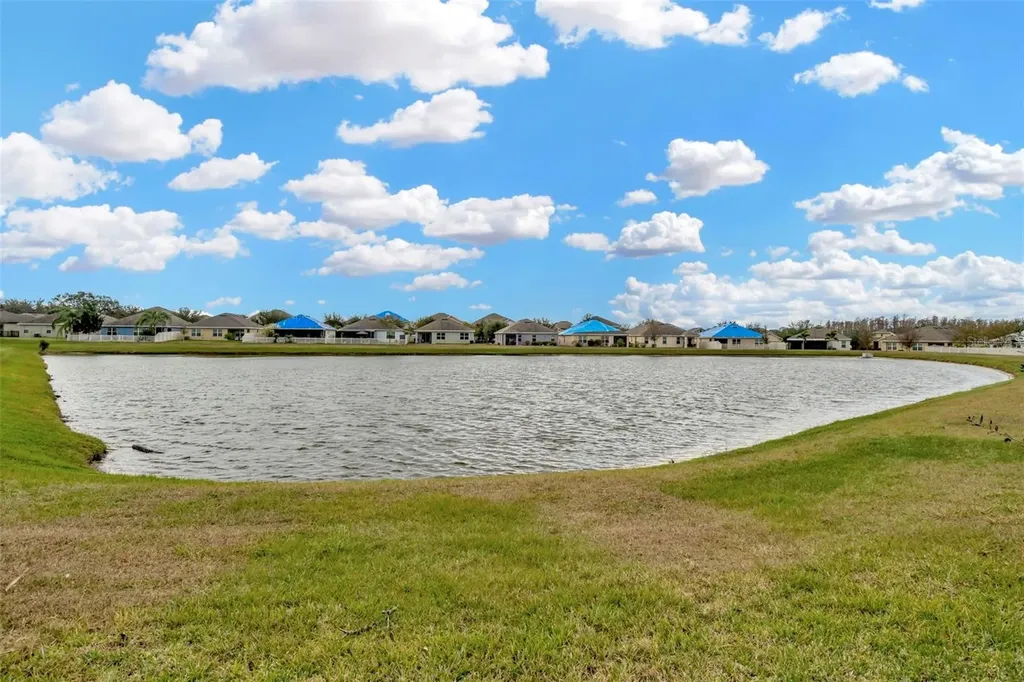 16340 Treasure Point Drive Wimauma FL 33598