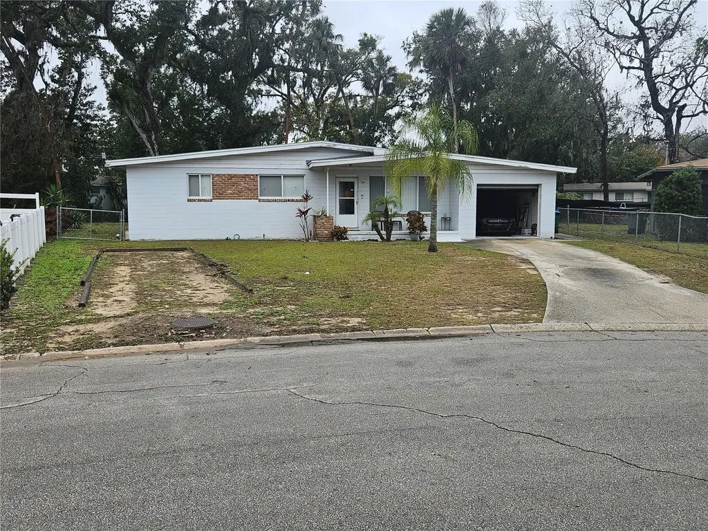 132 Baywood Drive Daytona Beach FL 32117