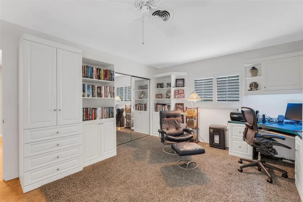 5376 Shadow Lawn Drive Sarasota FL 34242