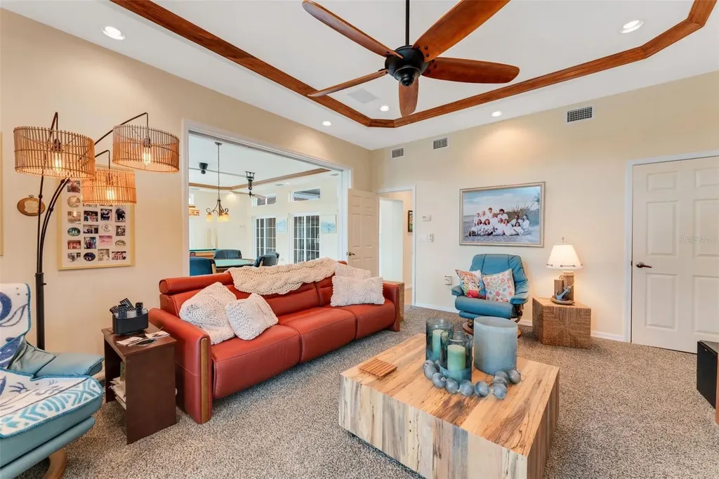 5376 Shadow Lawn Drive Sarasota FL 34242