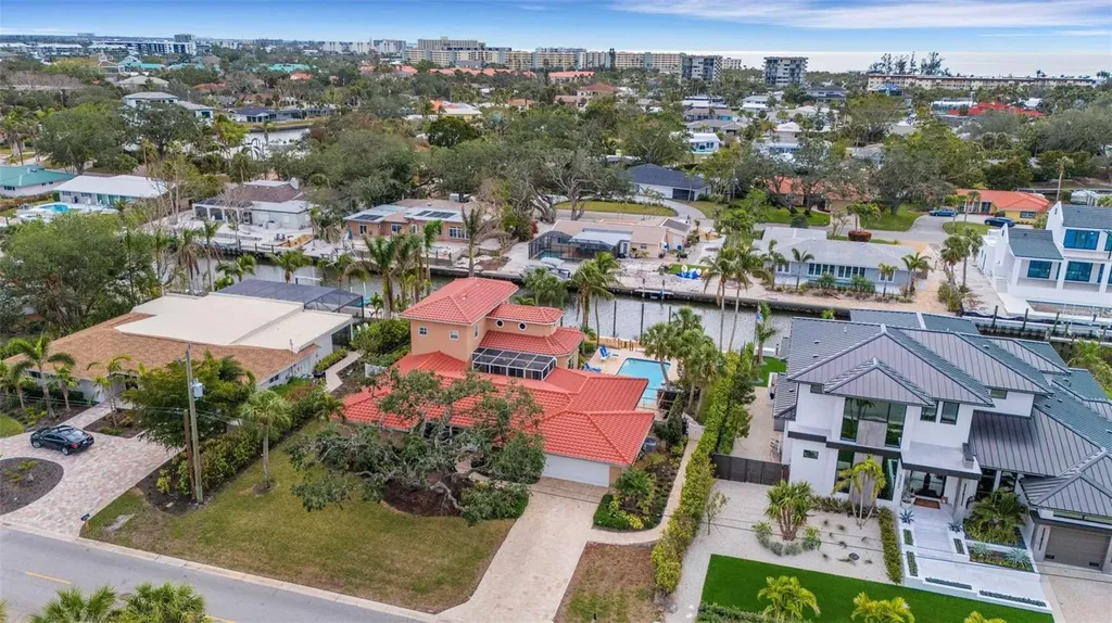 5376 Shadow Lawn Drive Sarasota FL 34242