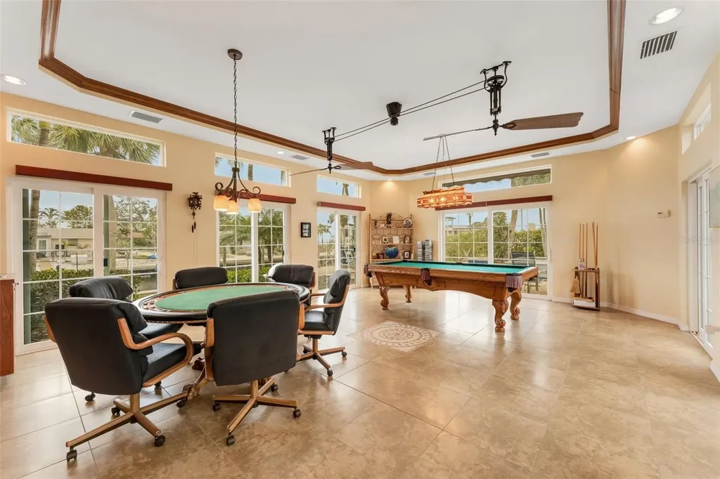 5376 Shadow Lawn Drive Sarasota FL 34242
