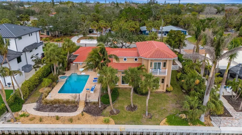 5376 Shadow Lawn Drive Sarasota FL 34242