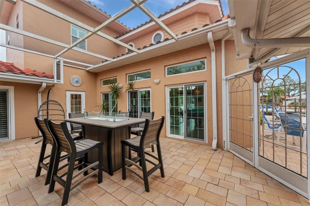 5376 Shadow Lawn Drive Sarasota FL 34242
