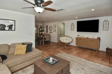 5620 Antoinette Street Sarasota FL 34232