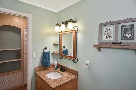 5620 Antoinette Street Sarasota FL 34232